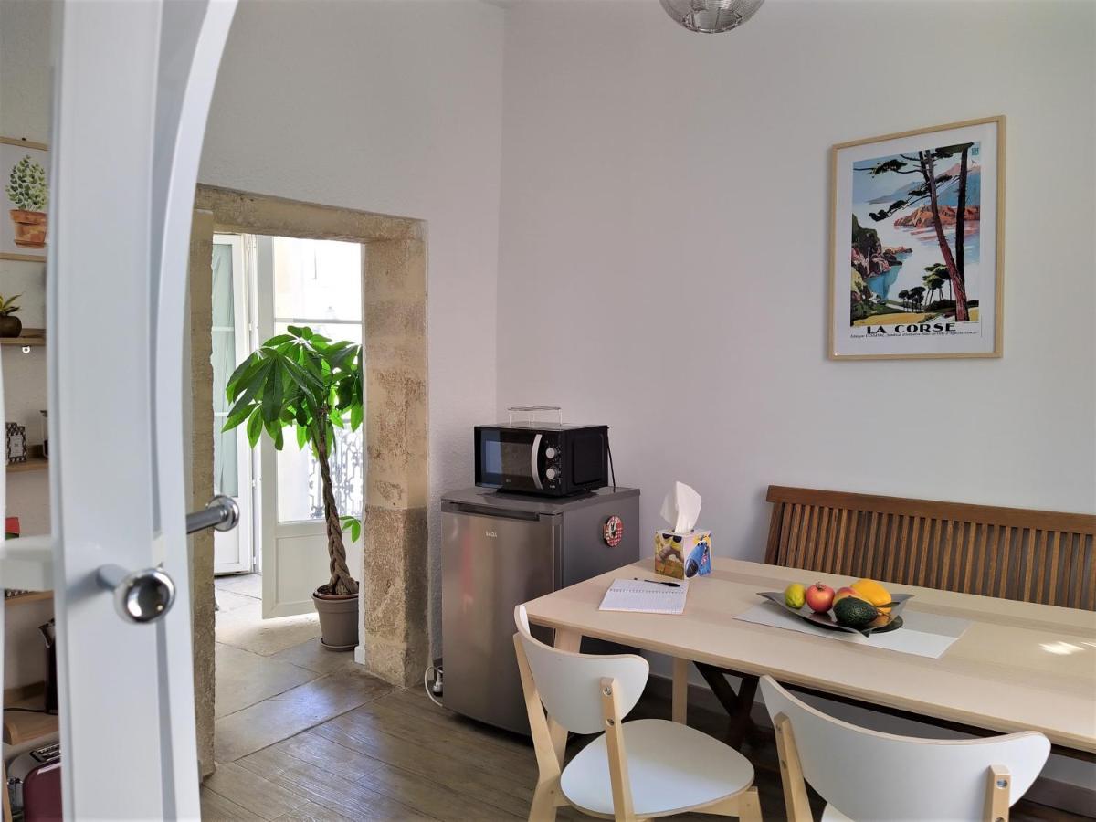 Le Balcon De Saint Roch Apartment Montpellier Exterior photo